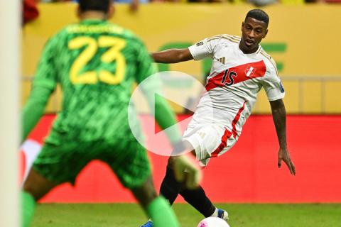 Araujo: “Qué raro que para ellos el tema del VAR favorezca siempre”