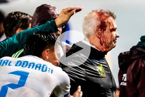 (VIDEO) ¡Lamentable! DT de México fue agredido tras triunfo de Honduras por Concacaf Nations League