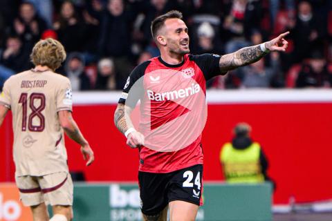 (VIDEO) Bayer Leverkusen goleó sin problemas al RB Salzburg por la Champions League
