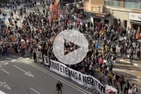 (VIDEO) Hinchas de Valencia protestaron por el mal momento del club