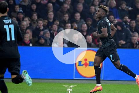 (VIDEO) Lazio ganó en Ámsterdam y sigue en la cima de la Europa League