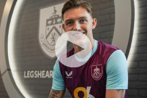 (VIDEO) Puso la firma: Sonne es nuevo jugador de Burnley
