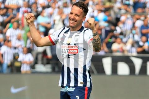(VIDEO) ¡Pegó la vuelta! Lavandeira fichó por Alianza Lima