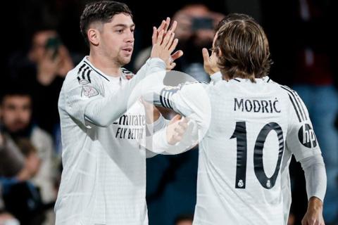 (VIDEO) Real Madrid goleó y avanzó en la Copa del Rey