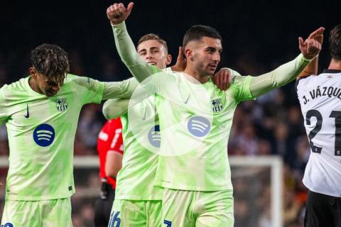 (VIDEO) Barcelona vapuleó al Valencia y se metió a 'semis' de la Copa del Rey