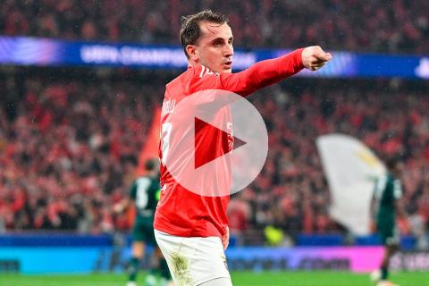 (VIDEO) Benfica consiguió al final su clasificación a octavos de la Champions League