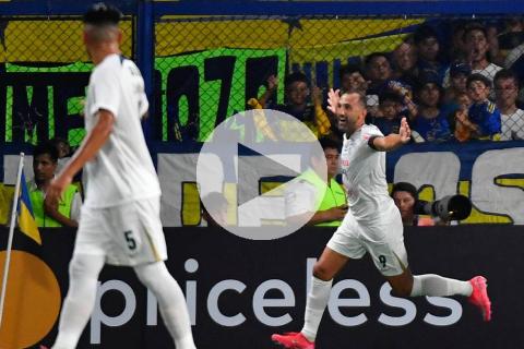 (VIDEO) Alianza silenció La Bombonera con gol de Barcos