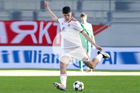 Chávez anotó pero Bayern Múnich fue eliminado en penales de la Youth League