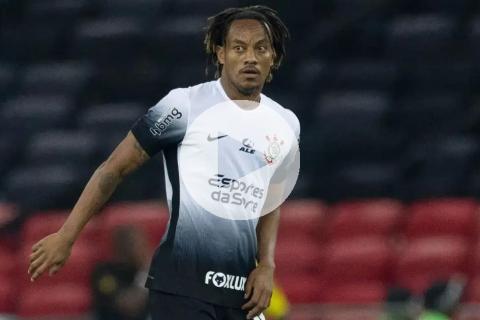 (VIDEO) Carrillo dio asistencia en su debut de Sudamericana, pero...