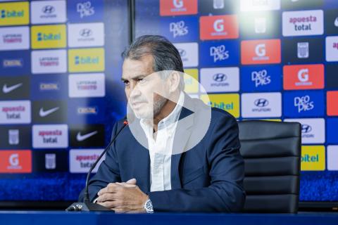 Navarro tras empate de Alianza en el Morumbí: "Cada día me siento más orgulloso de este equipo"