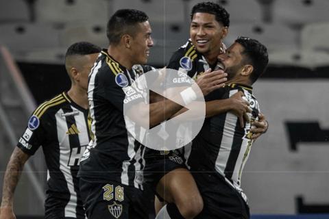 (VIDEO) Atlético Mineiro goleó 4-0 y lidera grupo de Cienciano