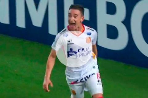 (VIDEO) ¡Una pinturita! Bandiera anotó golazo de taco para empatar ante Sportivo Luqueño