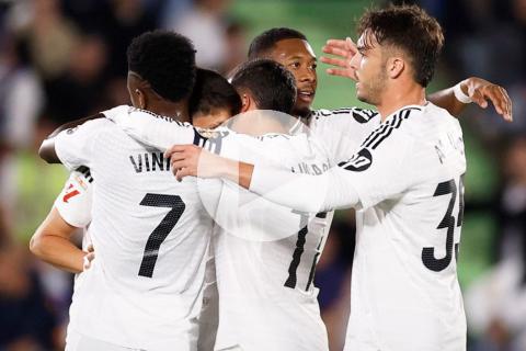 (VIDEO) Real Madrid ganó a domicilio y sigue acechando al Barcelona