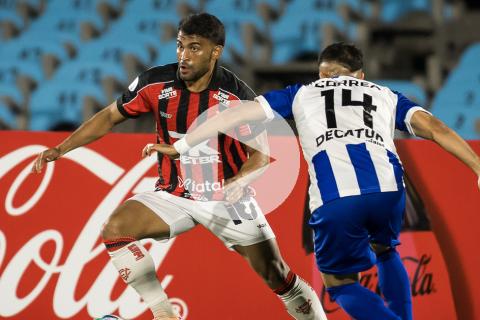 (VIDEO) Vitória venció a Cerro Largo y se metió a la pelea en la Sudamericana Vitória sigue en la lucha en la Copa Sudamericana. El elenco brasileño venció por la mínima diferencia a Cerro Largo en Uruguay para conseguir su primera victoria justo a tiempo