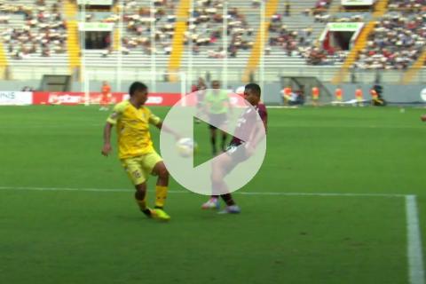 (VIDEO) ¿Qué dijo el VAR sobre la mano de Cánova ante Universitario?