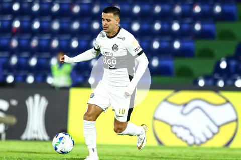 (VIDEO) Olimpia se despidió de la Copa Libertadores con una goleada ante San Antonio