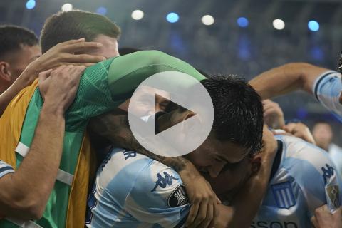 (VIDEO) Racing goleó a Colo Colo y aseguró su pase a octavos de la Copa Libertadores