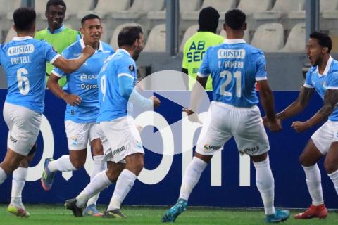 (VIDEO | FOTOS) Cristal venció por 2-1 a Bolívar y se metió en la lucha en la Libertadores