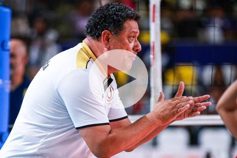 Universitario anunció la salida de César Arrese de su equipo de vóley