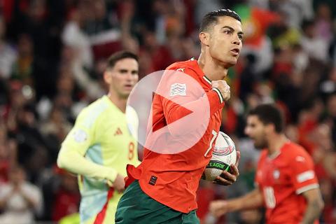 (VIDEO) Valió la espera: Ronaldo anotó su primer gol en una final con Portugal