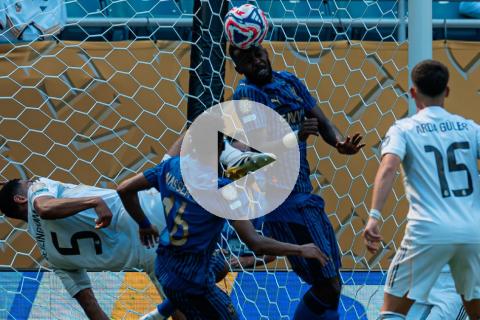 (VIDEO) Valverde erró un penal en los descuentos y Real Madrid no pasó del empate ante Al Hilal