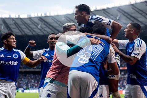 (VIDEO) Cruzeiro goleó por 4-0 a Juventude y sigue liderando el Brasileirao