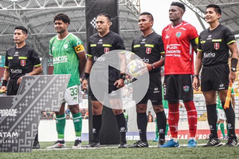 (VIDEO) Comerciantes FC protestó por el arbitraje que tuvieron ante Unión Comercio