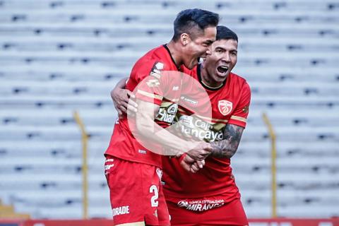 (VIDEO | FOTOS) Sport Huancayo se hizo fuerte en casa y goleó 5-1 a Juan Pablo II