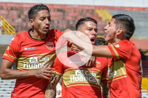 (VIDEO | FOTOS) Sport Huancayo hizo respetar la casa ante UTC