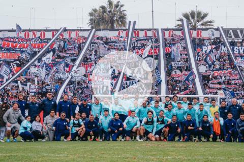 (VIDEO | FOTOS) Con presencia de Farfán, hubo banderazo en Matute