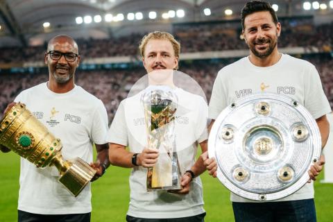 (VIDEO) Pizarro estuvo presente en la previa de la Supercopa de Alemania