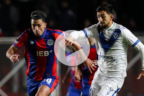 (VIDEO) San Lorenzo venció por la mínima diferencia a Vélez y lidera su grupo