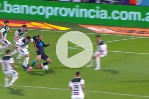 (VIDEO) ¿Hubo penal? Reyna fue partícipe de jugada polémica en empate de Belgrano