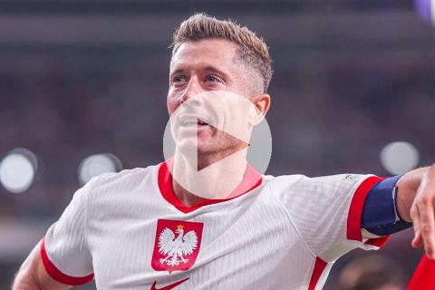 (VIDEO) Polonia hizo respetar la casa ante Finlandia por las Clasificatorias europeas