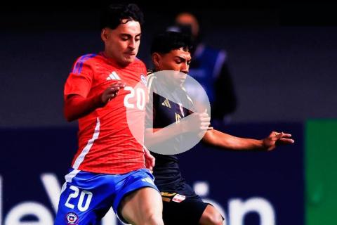 (VIDEO | FOTOS) ¡Mala fortuna! Chile venció 2-1 de manera agónica a Perú