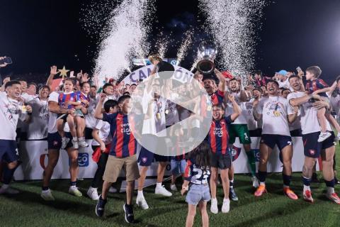 (VIDEO) Cerro Porteño goleó y alzó su primera Supercopa de Paraguay