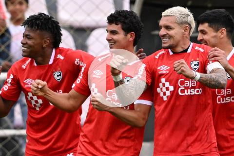(VIDEO | FOTOS) ¡Media docena! Cienciano goleó 6-1 a Juan Pablo II en Cusco
