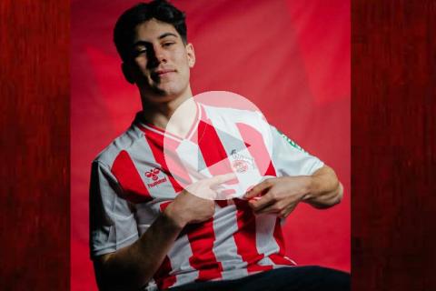 (VIDEO) FC Colonia oficializó fichaje del peruano Felipe Chávez
