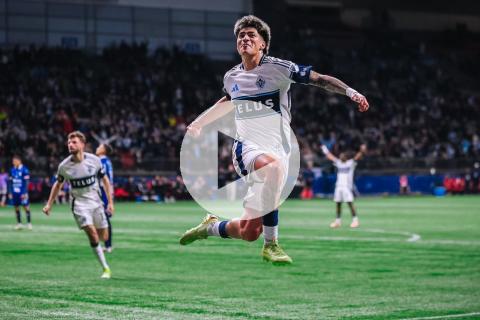 (VIDEO | FOTOS) Con gol de Cabrera, Vancouver avanzó a octavos de la Concacaf