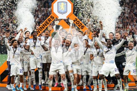 (VIDEO) Aston Villa goleó al Friburgo y alzó la Europa League