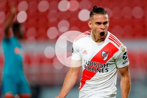 Rafael Santos Borré regresó a River Plate: firmó hasta el 2029