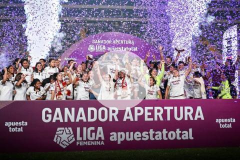 (VIDEO) Universitario venció a Cristal y conquistó el título del Apertura Femenino