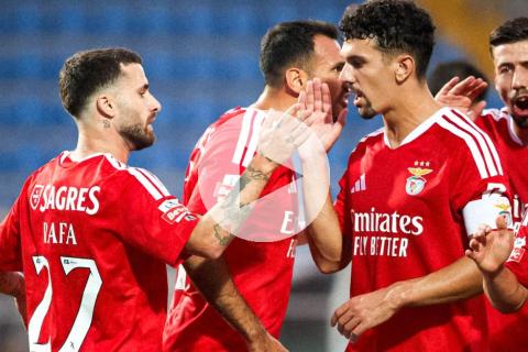 (VIDEO) Benfica vapuleó 7-0 al Casa Pía