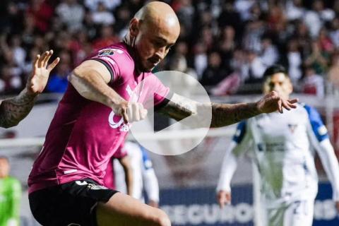 (VIDEO) Pretell fue titular ante Independiente del Valle