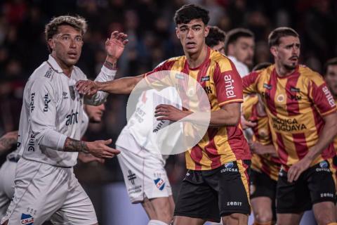 (VIDEO) Saravia fue expulsado en agónica derrota ante Nacional