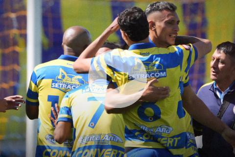 (VIDEO) Unión Minas derrotó en casa al Santos FC y aseguró su punto extra para la Fase Final