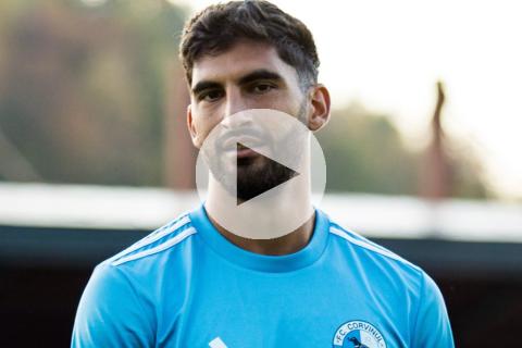 (VIDEO) Renato Espinosa ingresó en derrota del Corvinul