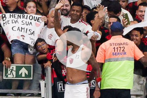 (VIDEO) Flamengo goleó a Bahía y continúa líder en Brasil